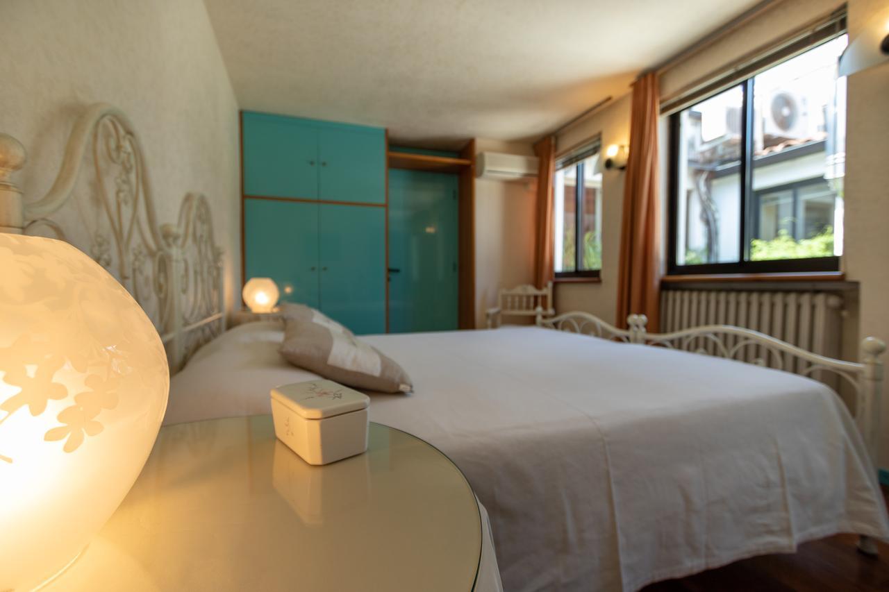 Attico Di Charme Bed & Breakfast Verona Exterior foto
